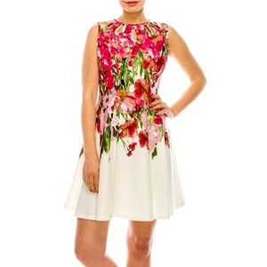 Roz & Ali Floral Dress